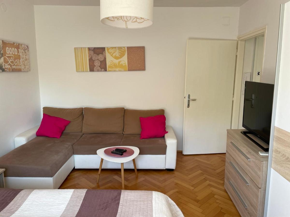 Apartment Beauty Пула Екстериор снимка